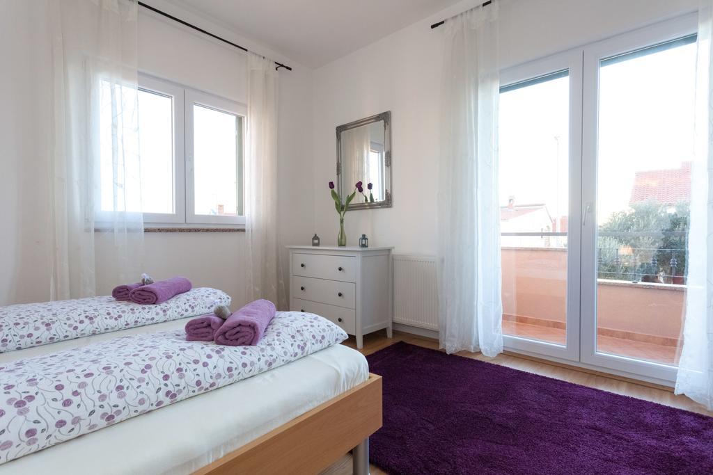 Apartments Lara & Luka Zadar Quarto foto